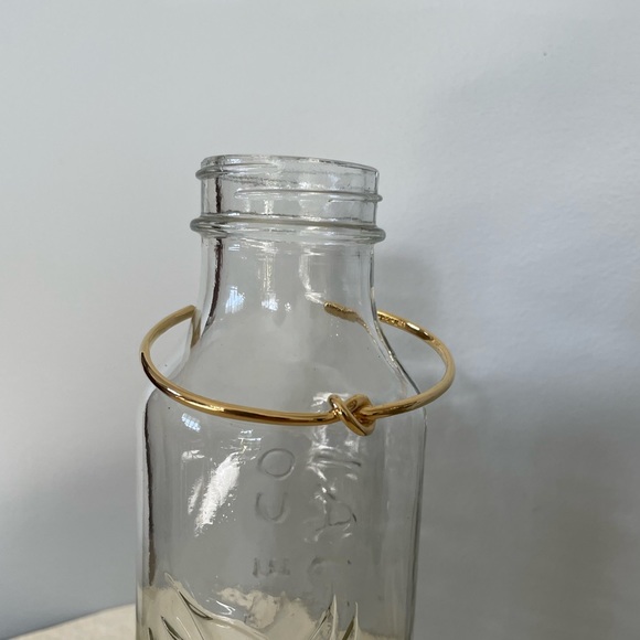 Stella & Dot - Tie the Knot Bracelet, gold - Picture 2 of 3